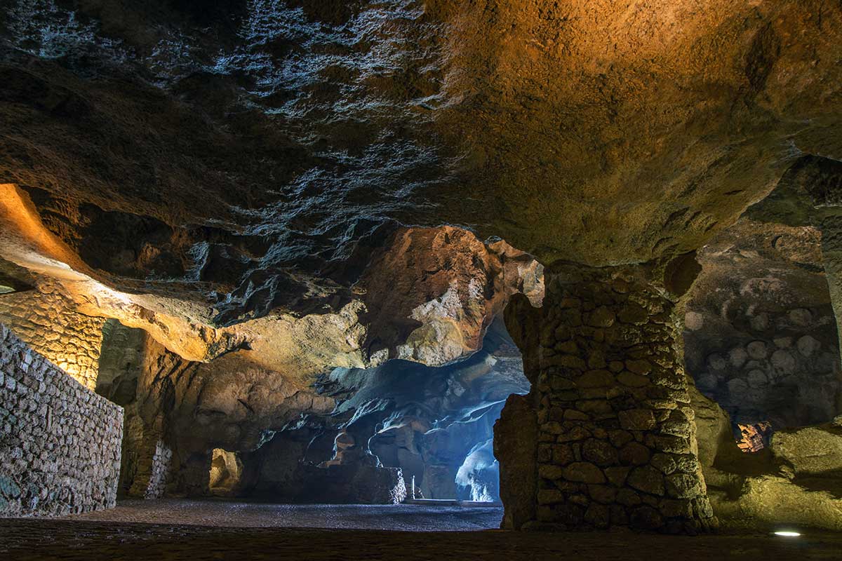 visit Caves of Hercules